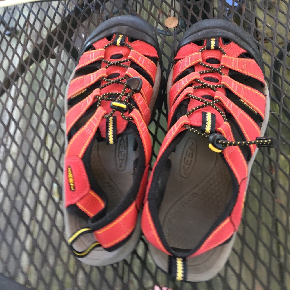 Keens Women’s Sz 10